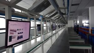 不懂 = 白买，被忽略的工业触摸屏“致命参数”有多关键？